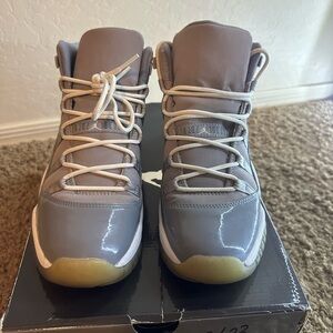 Air jordan 11 retro cool greys size 6y